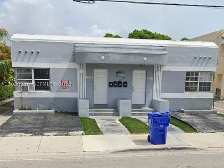 1821 SW 7th St – photo 1