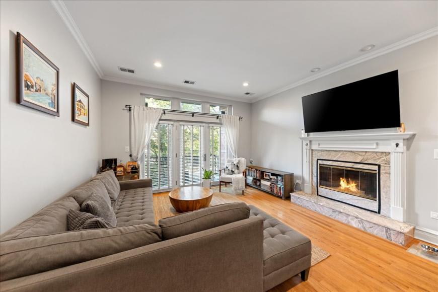 4226 N Ashland – photo 1