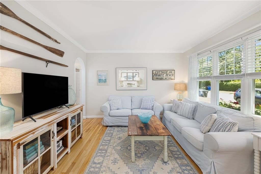 133 Carroll Avenue – photo 1