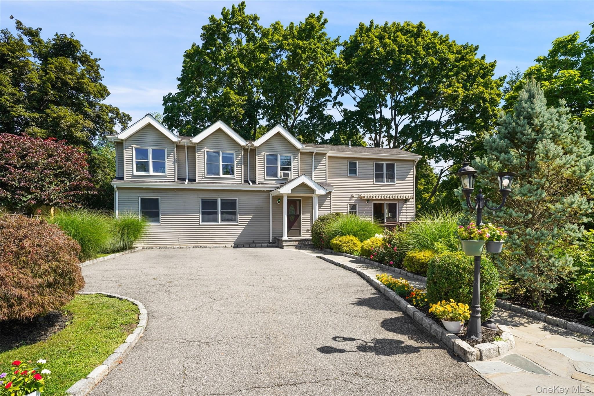 2079 Baldwin Road – photo 1 of 20