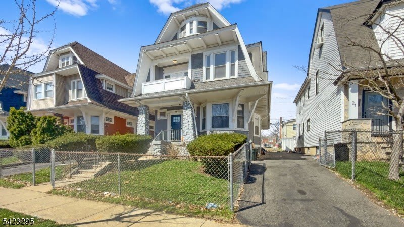 19 Newfield st. – photo 1
