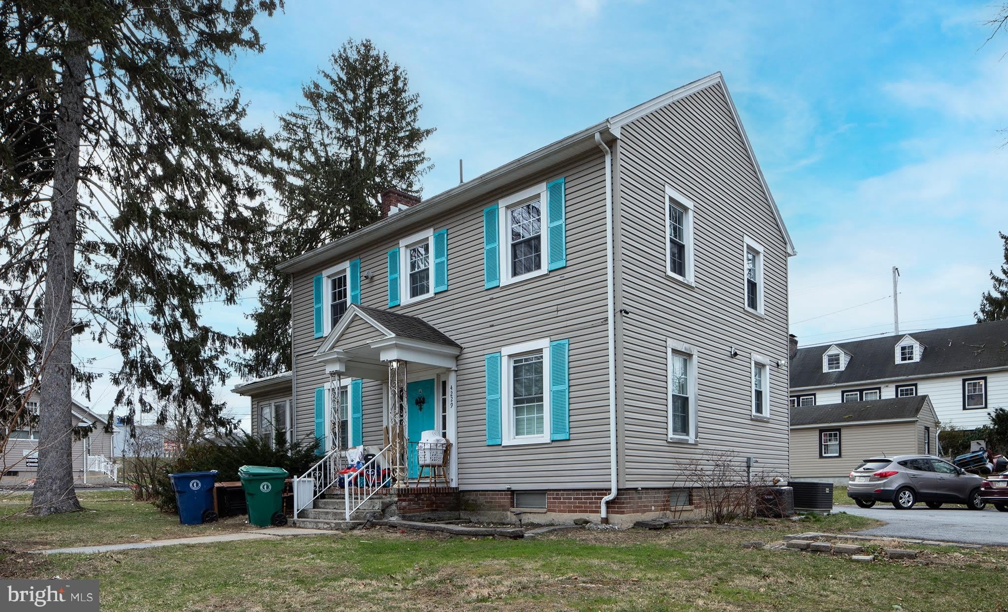 4229 ELMERTON Avenue – photo 1 of 29