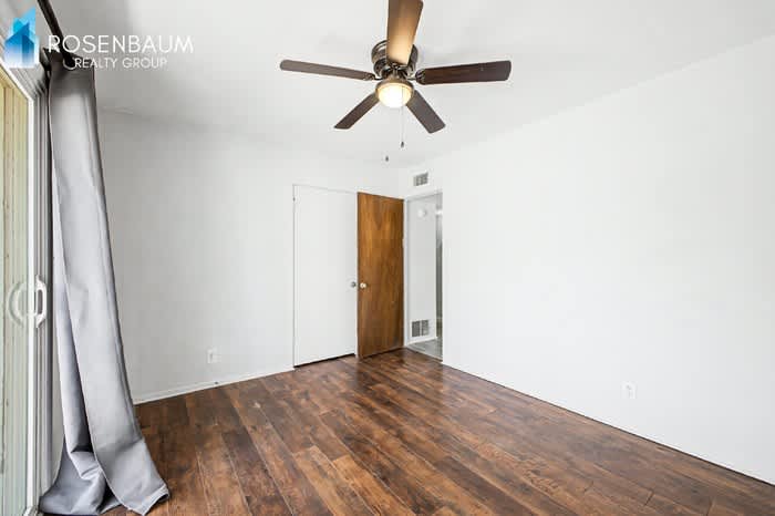 508 West 18th Street – photo 1 of 9