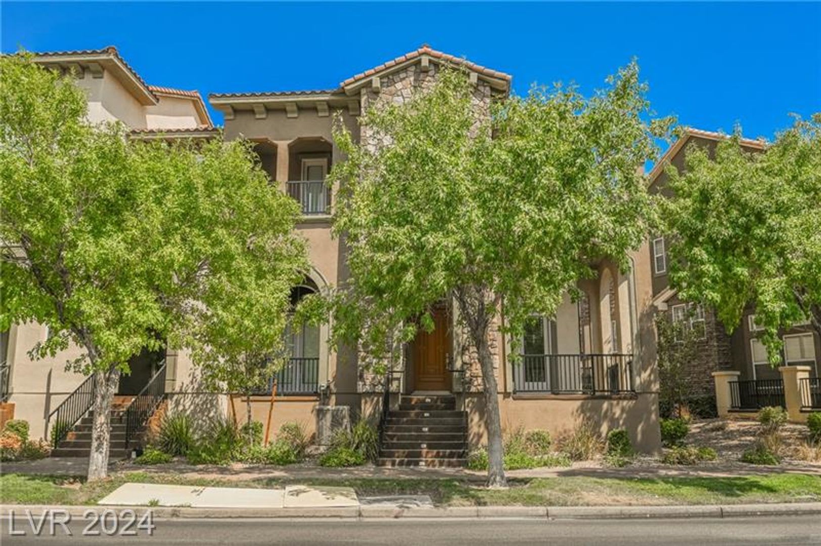 LAKE LAS VEGAS FULLY FURNISHED!! STUNNING 3 bedroom 2 1/2 Bath- A MUST SEE – photo 1