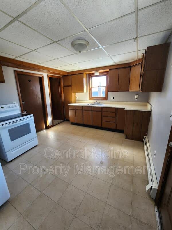 15 Nomar Court – photo 1 of 10