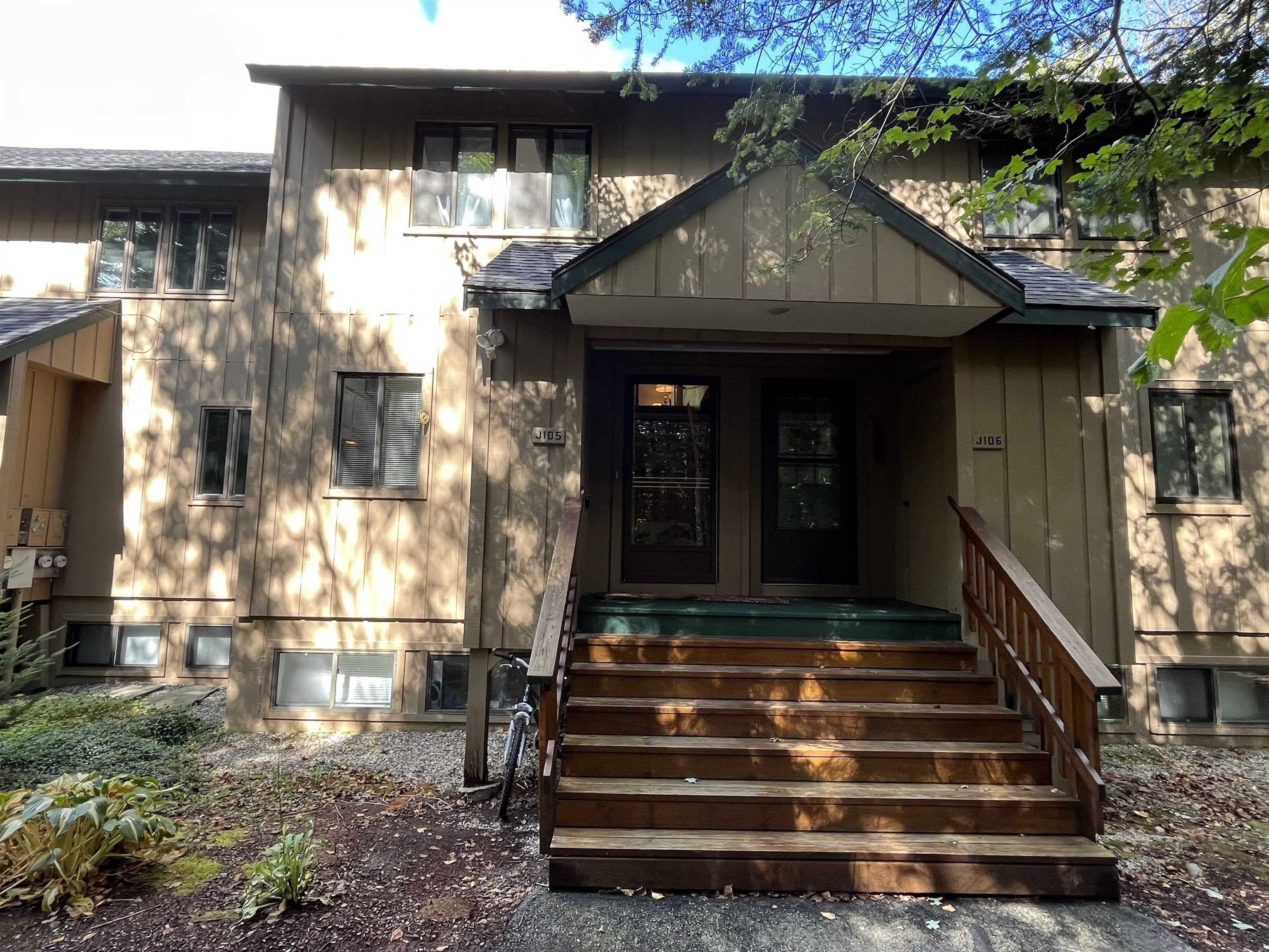 38 Windsor Hill Way – photo 1 of 114