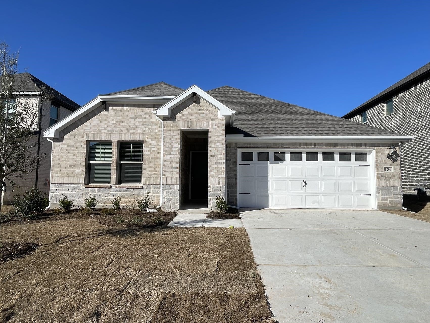 1203 Mahogany Drive – photo 1