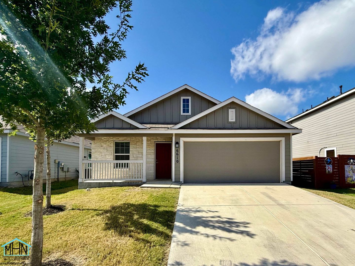 Beautiful Bright 1 Story 4 Bedroom 2 Bath Home Near Randolph Ft Sam – photo 1