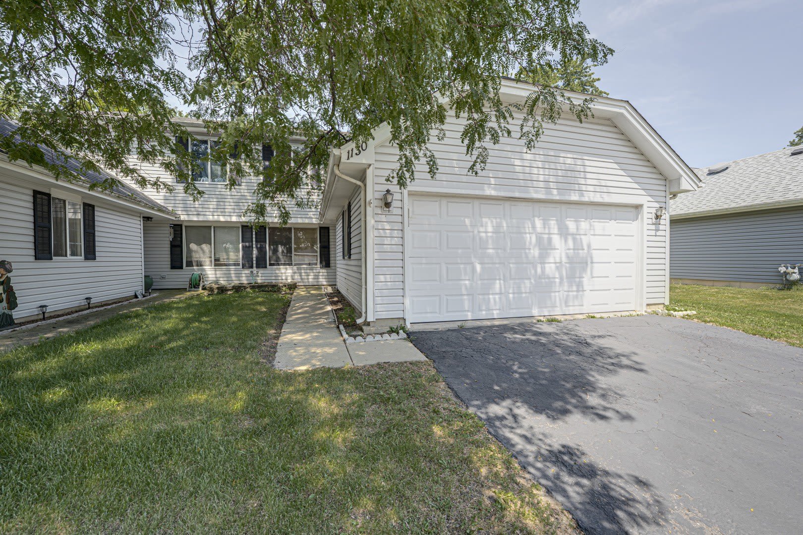 1130 BROCKTON Court – photo 1 of 21