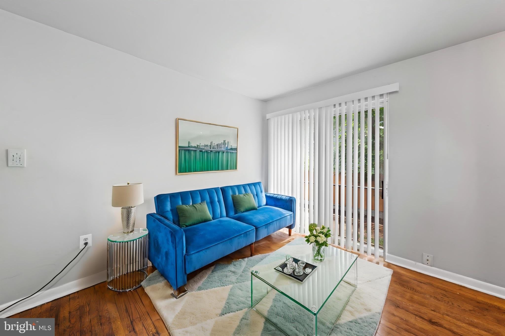 1221 47TH Place NE – photo 1