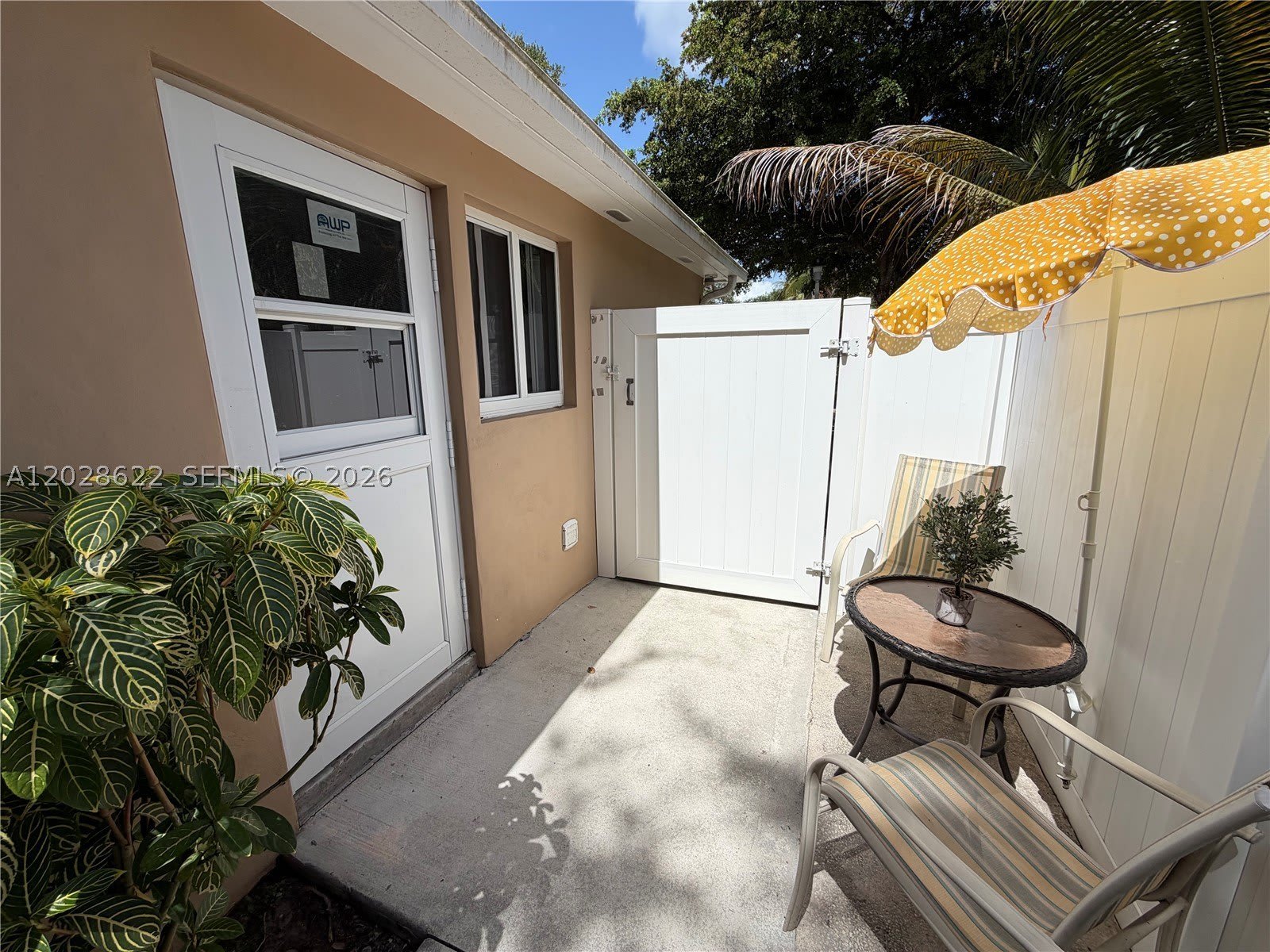13275 NE 4th Ave – photo 1 of 21
