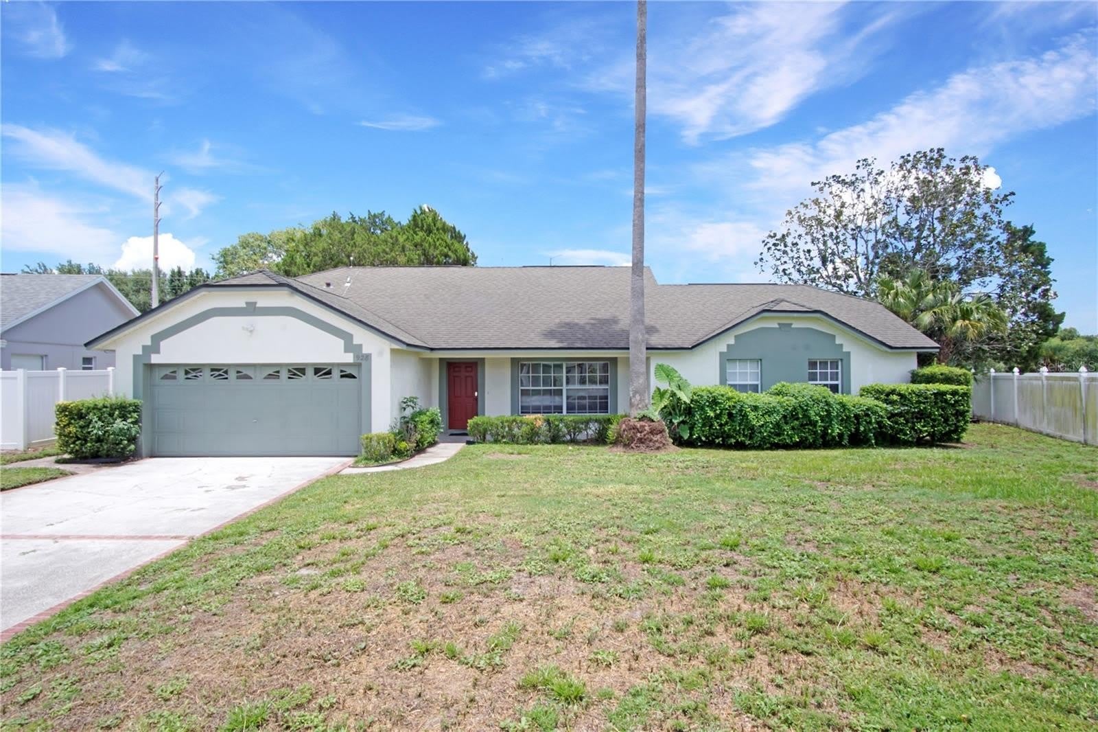 928 LOMA BONITA Drive – photo 1 of 41