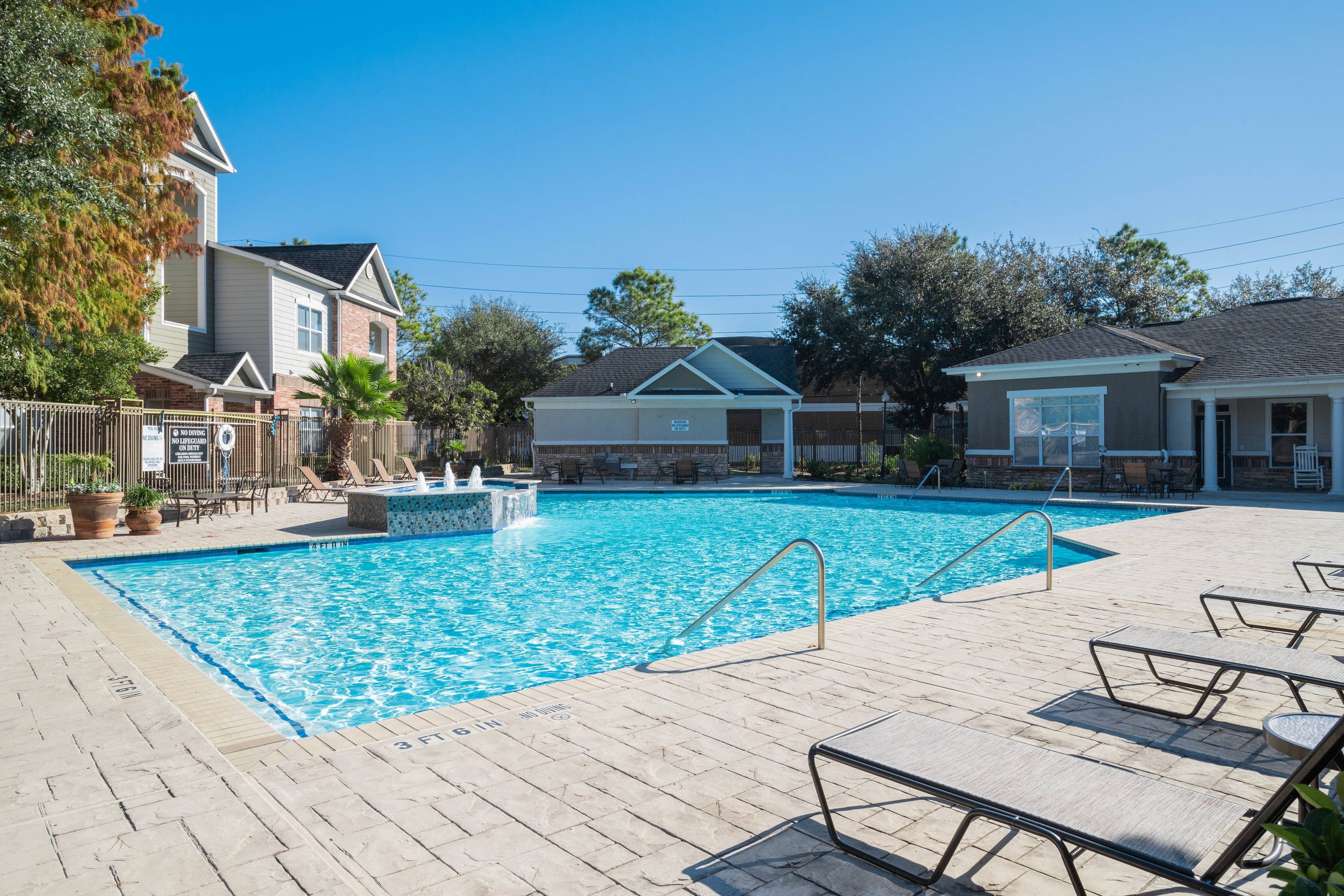Carrington Place Apartments – photo 1