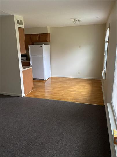 104 Daffodil Drive – photo 1 of 10