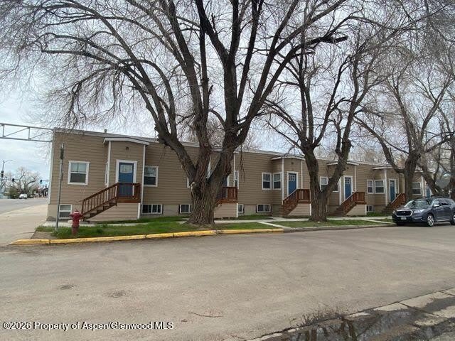 502 Taylor Street – photo 1 of 7