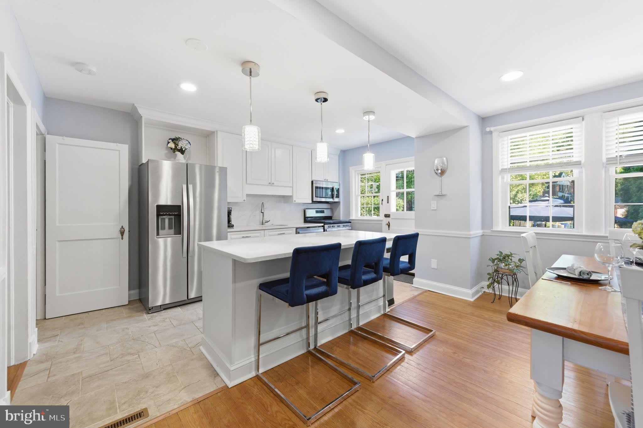 6467 BLENHEIM Road – photo 1 of 60