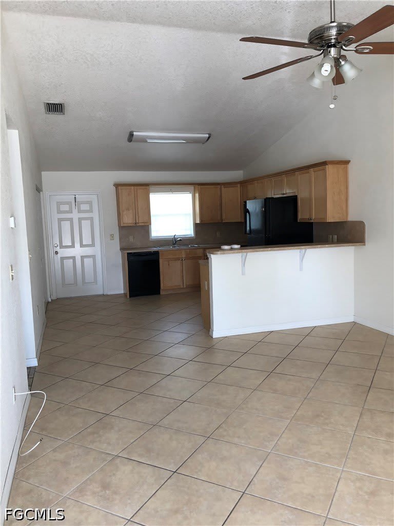 181 Margaret Street – photo 1 of 2