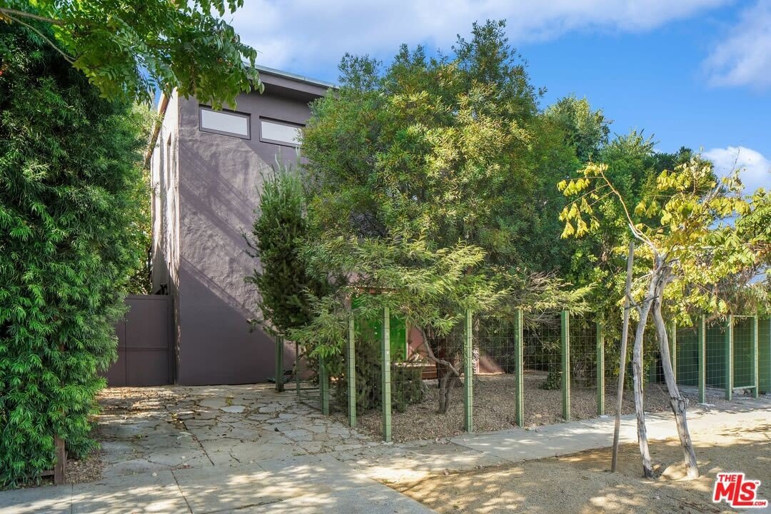 2311 Louella Ave – photo 1