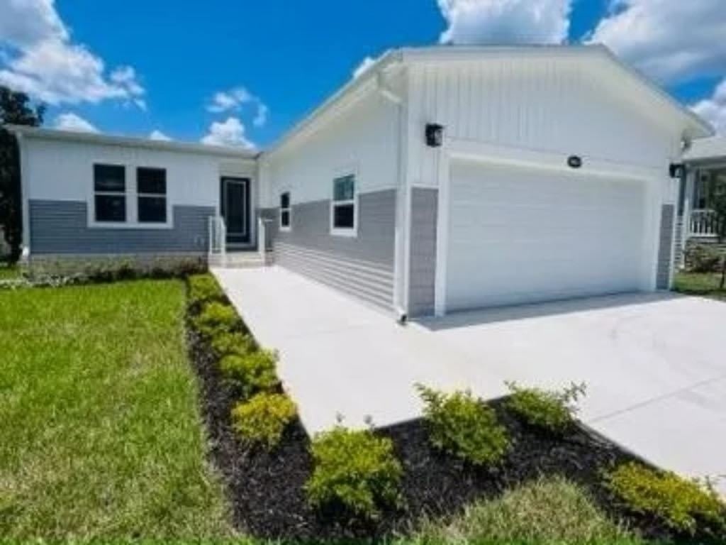 5033 Coquina Crossing Dr – photo 1 of 20