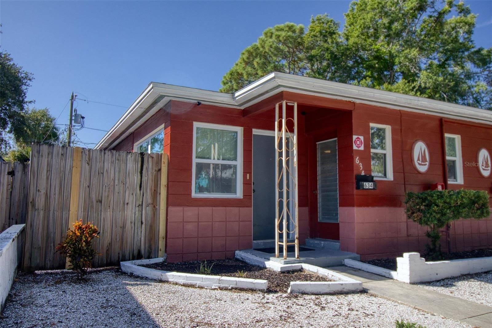 634 15 Avenue S – photo 1