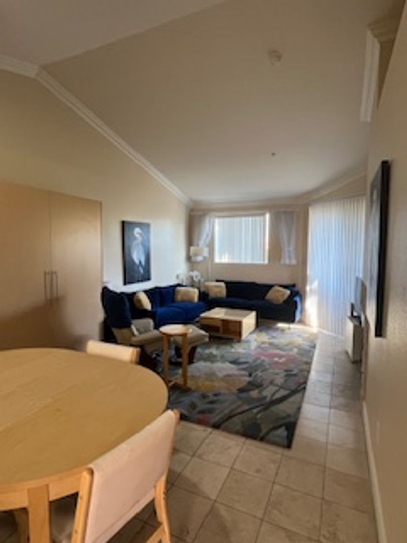Top Floor 1 Bath – photo 1
