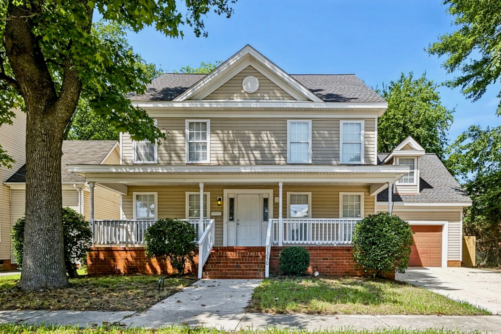 1250 W. 27th Street – photo 1