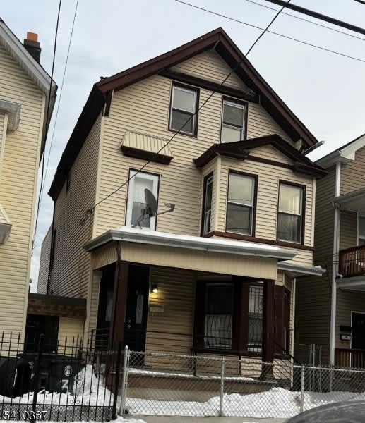 345 Summer Ave – photo 1