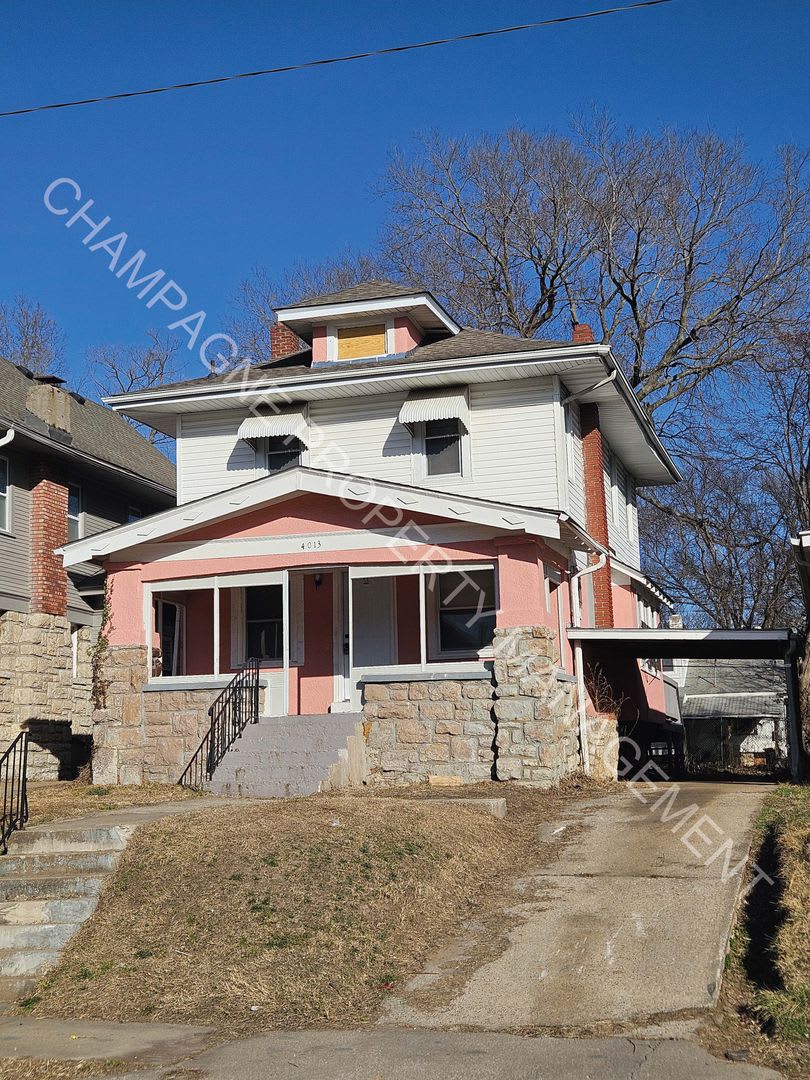 Spacious Home in KC – photo 1