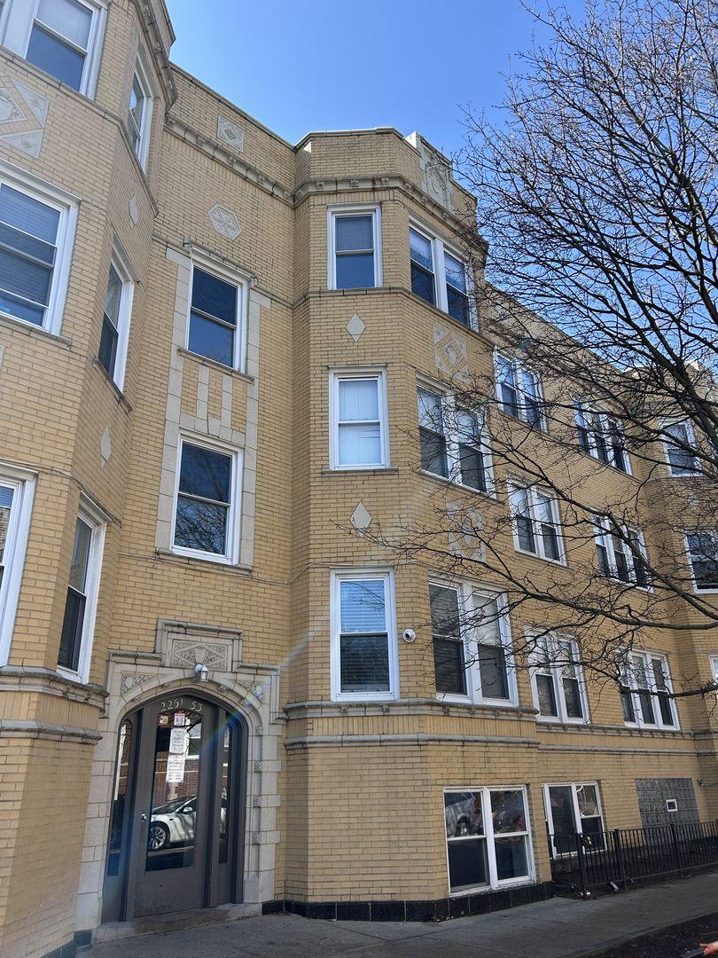 2253 W. Rosemont – photo 1