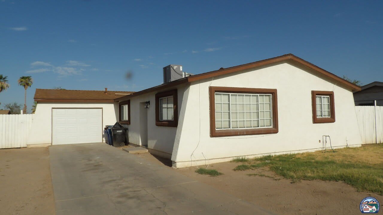 1167 N 18th St – photo 1 of 10