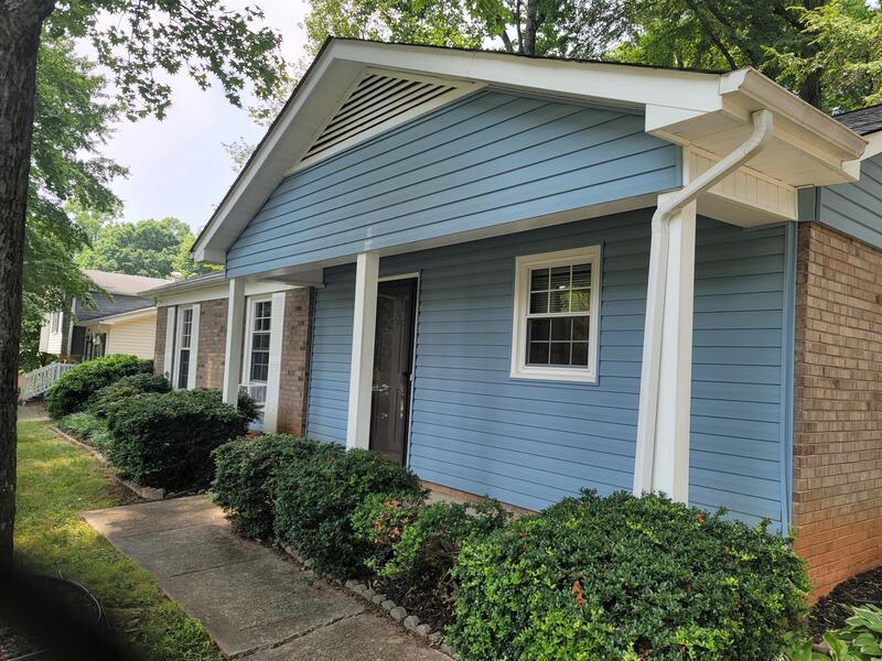 1629 Village Place – photo 1