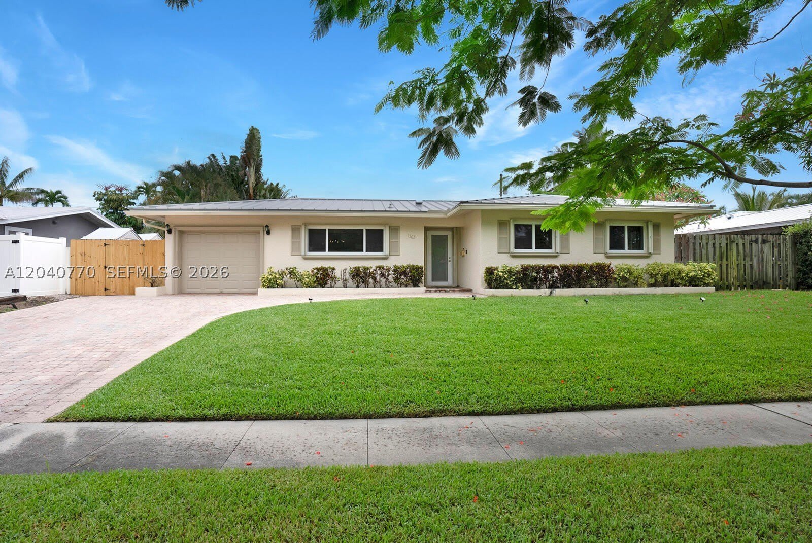 1365 Sw 9Th St – photo 1
