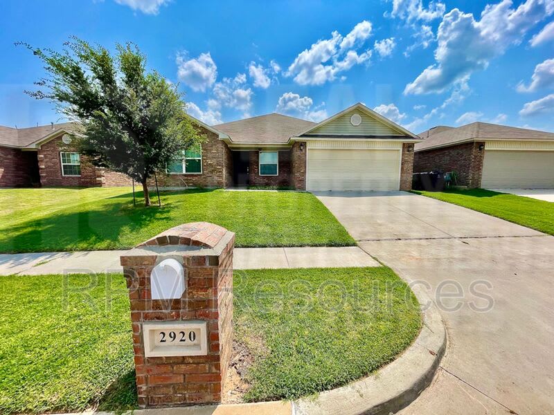 2920 Cider Mill Ln – photo 1