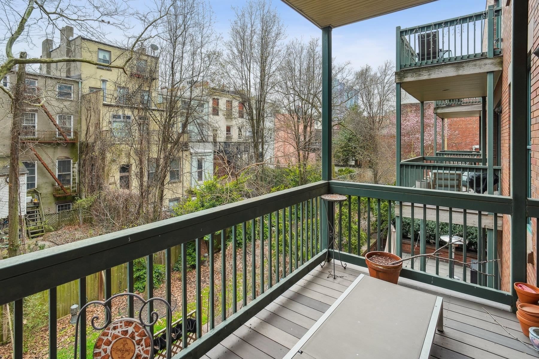61 GRAND ST – photo 1