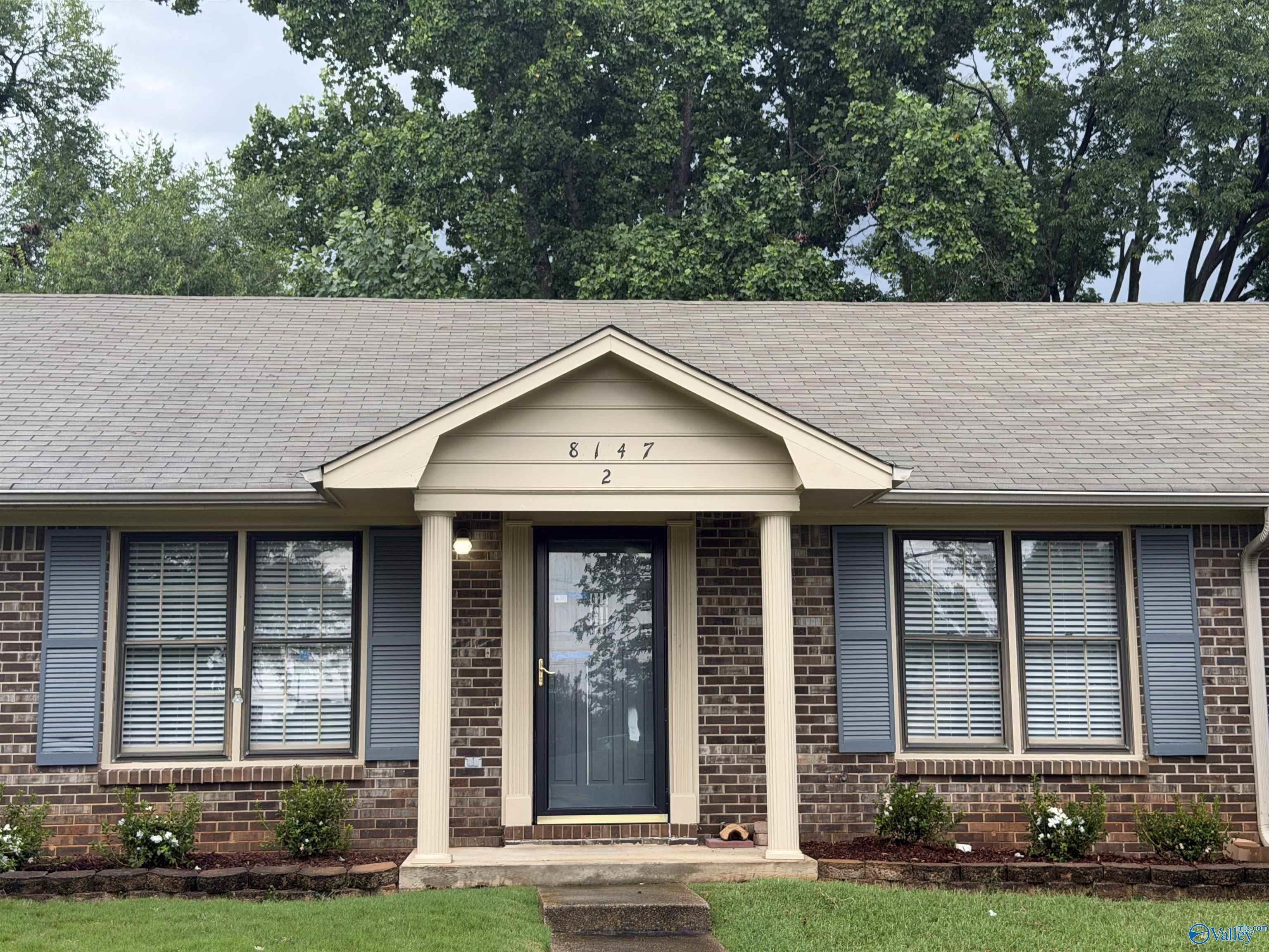 8147 Oldfield Road – photo 1