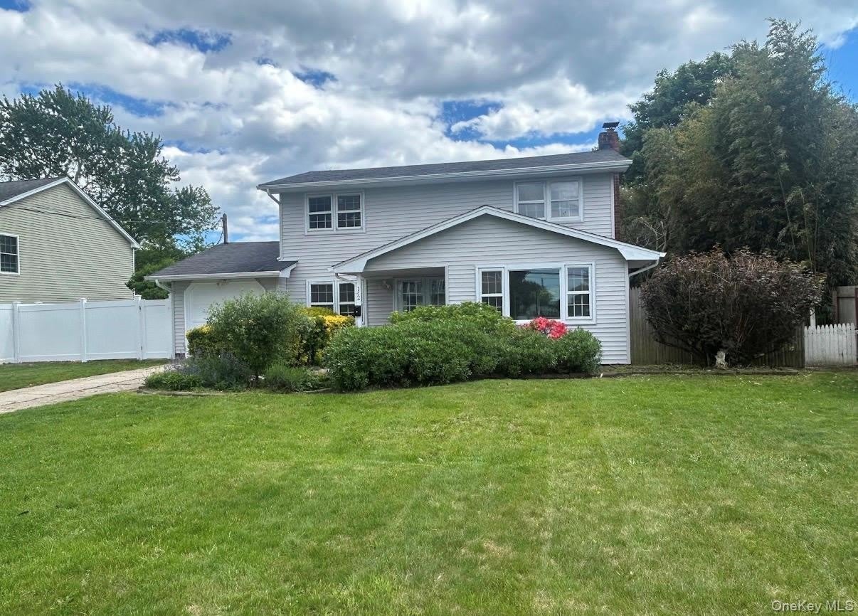342 Versa Place – photo 1 of 14
