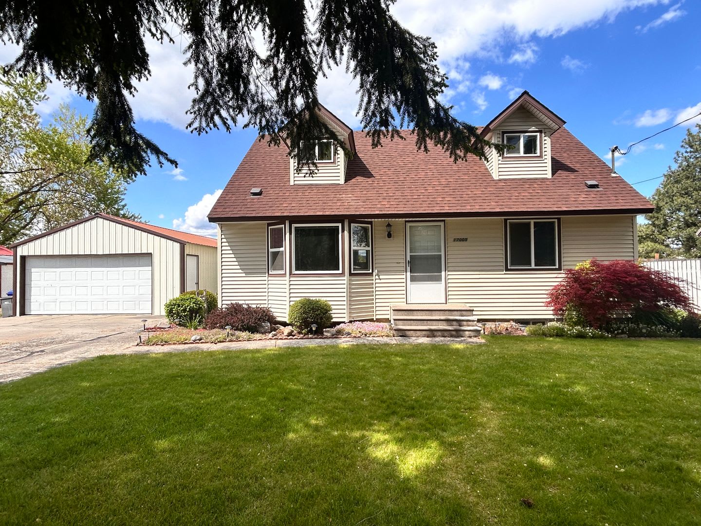 Delightful 4 Bed, 2 Bath Home in Spokane Valley! – photo 1