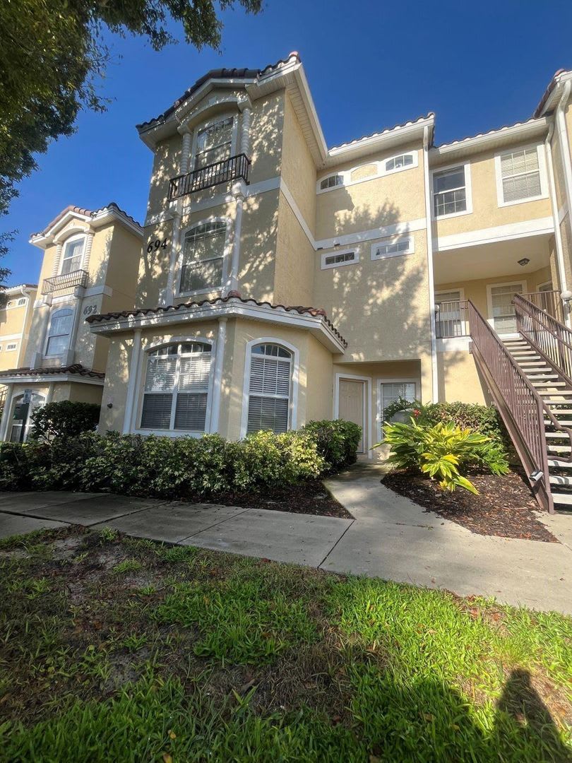 694 Seabrook Ct. – photo 1