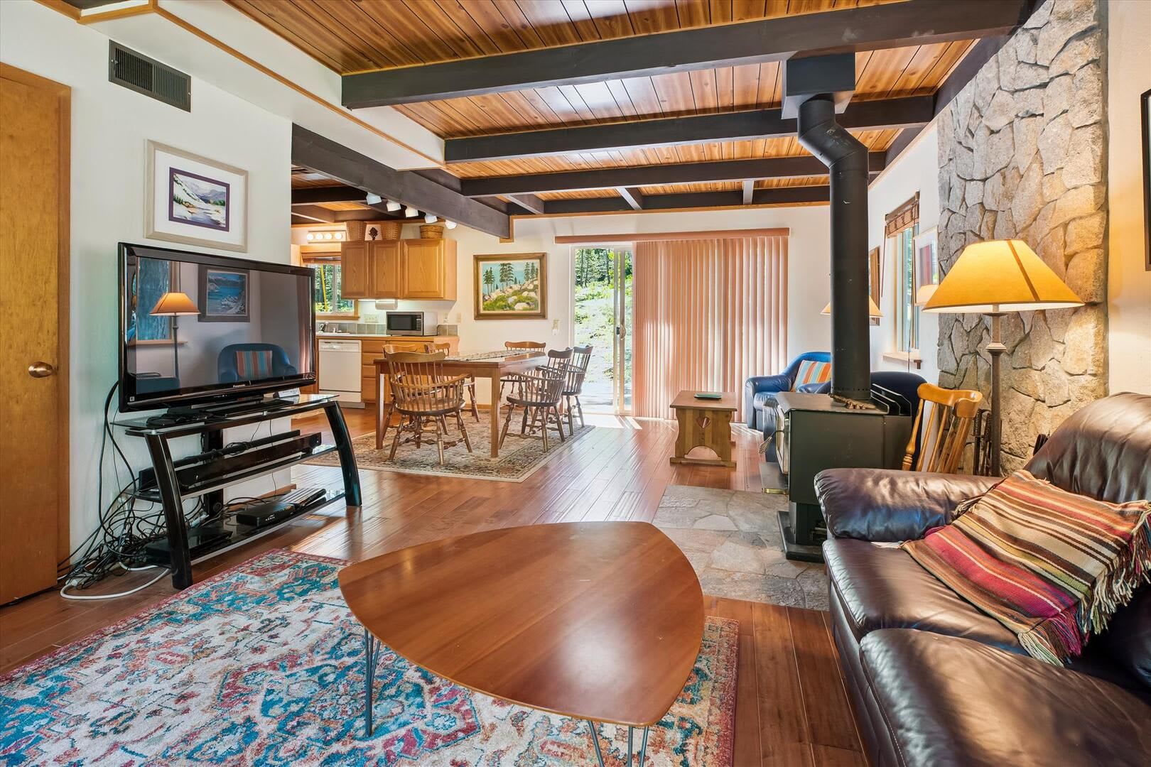Alpine Meadows 3 Bedroom ski lease on Mineral Springs – photo 1 of 18