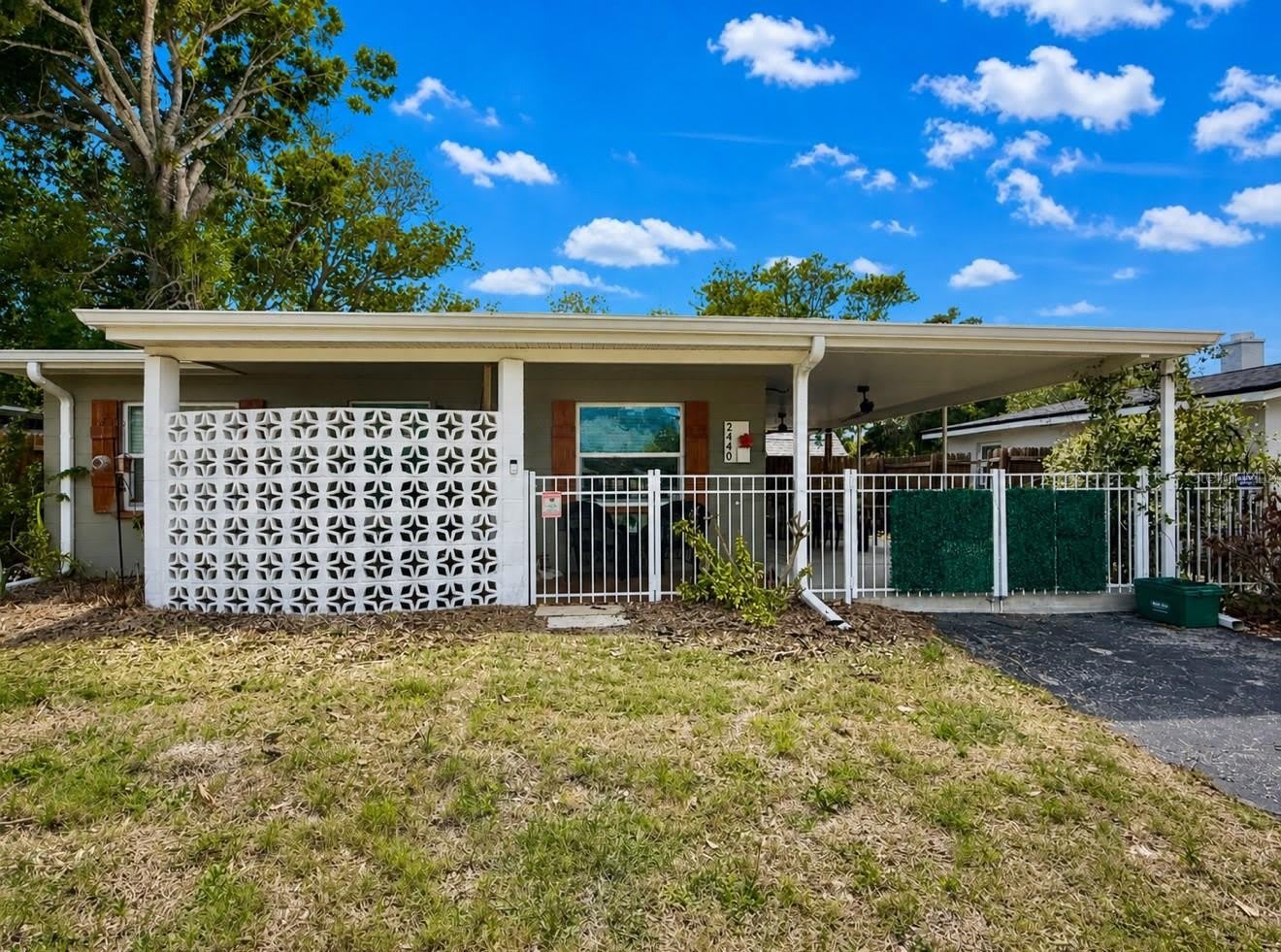 2440 ANASTASIA Drive – photo 1 of 9