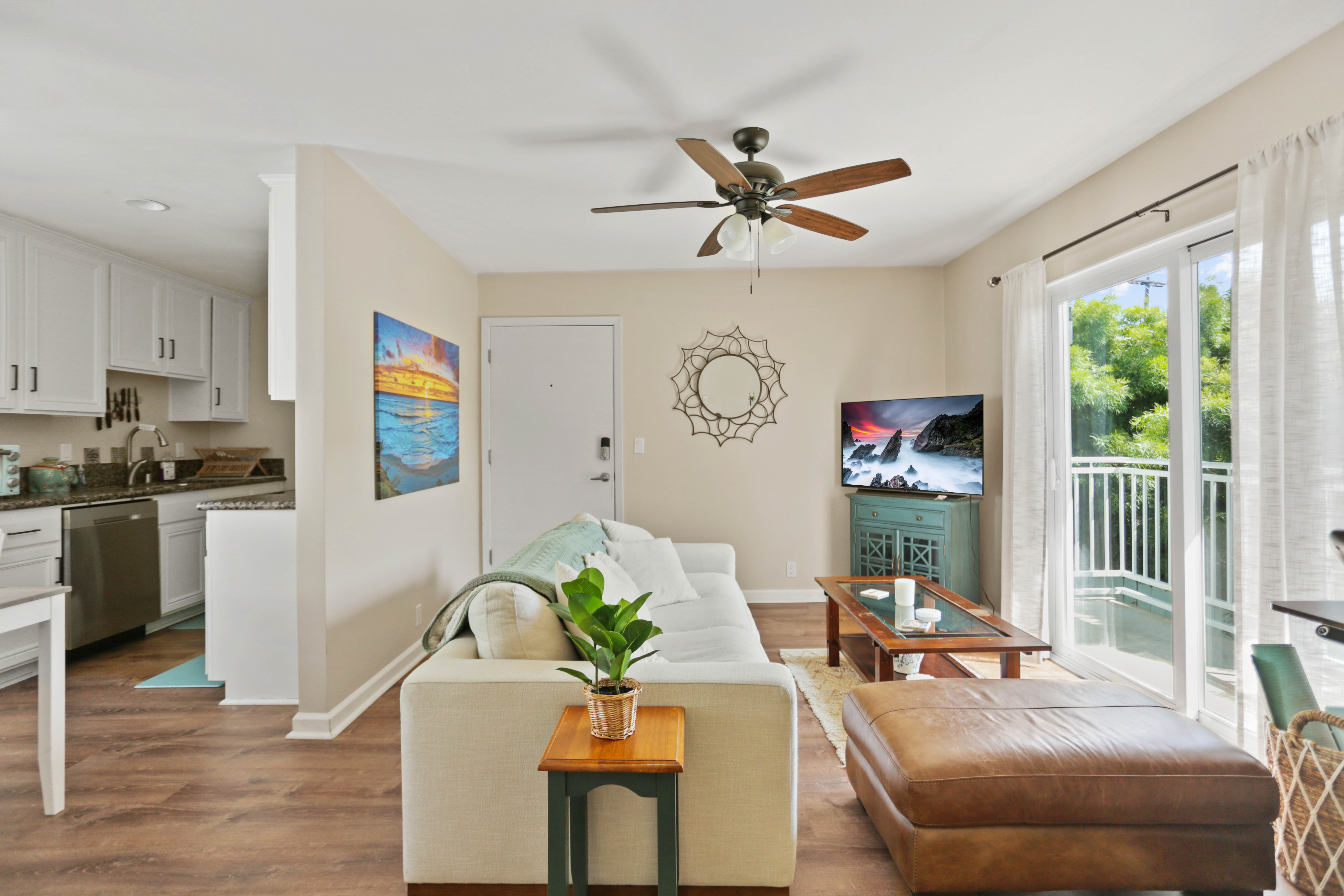 2020 Diamond St – photo 1