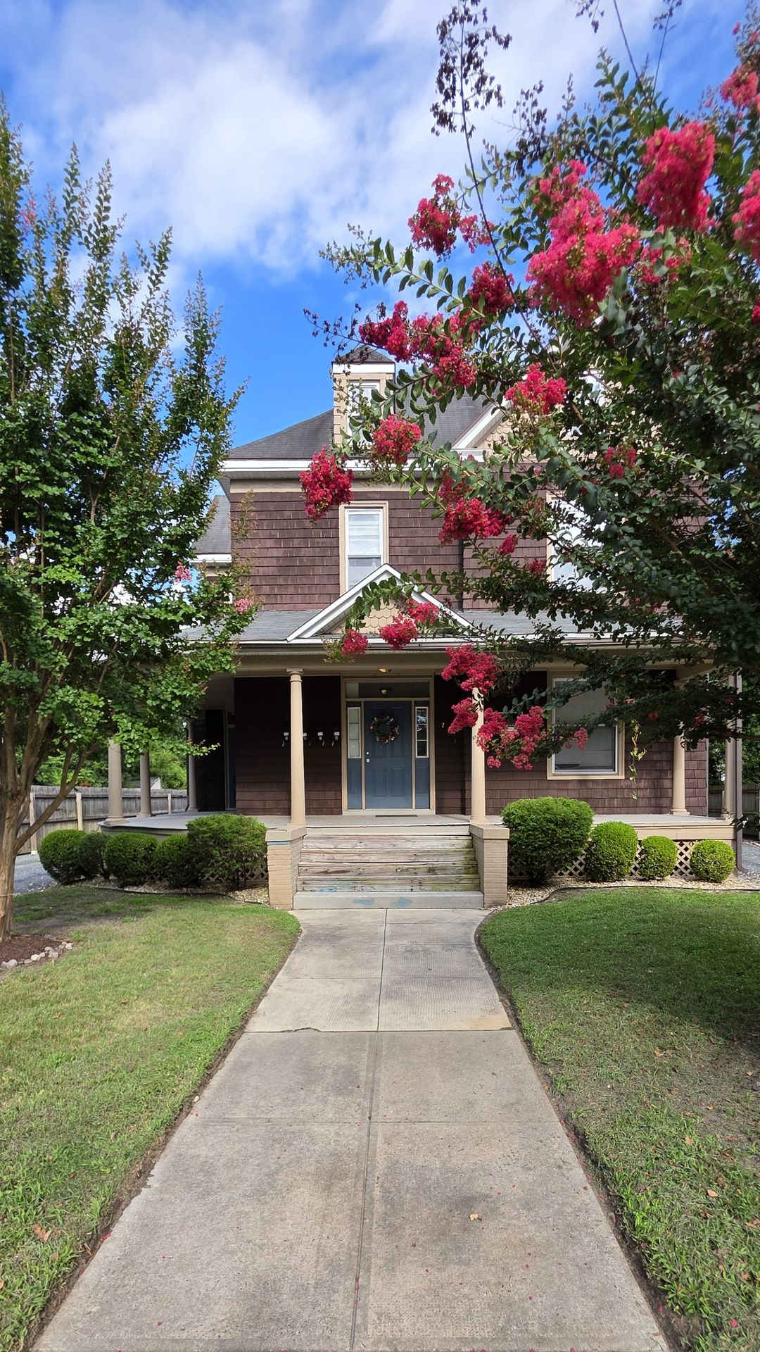 Charming First-Floor Apartment on Gorgeous Camden Ave! – photo 1