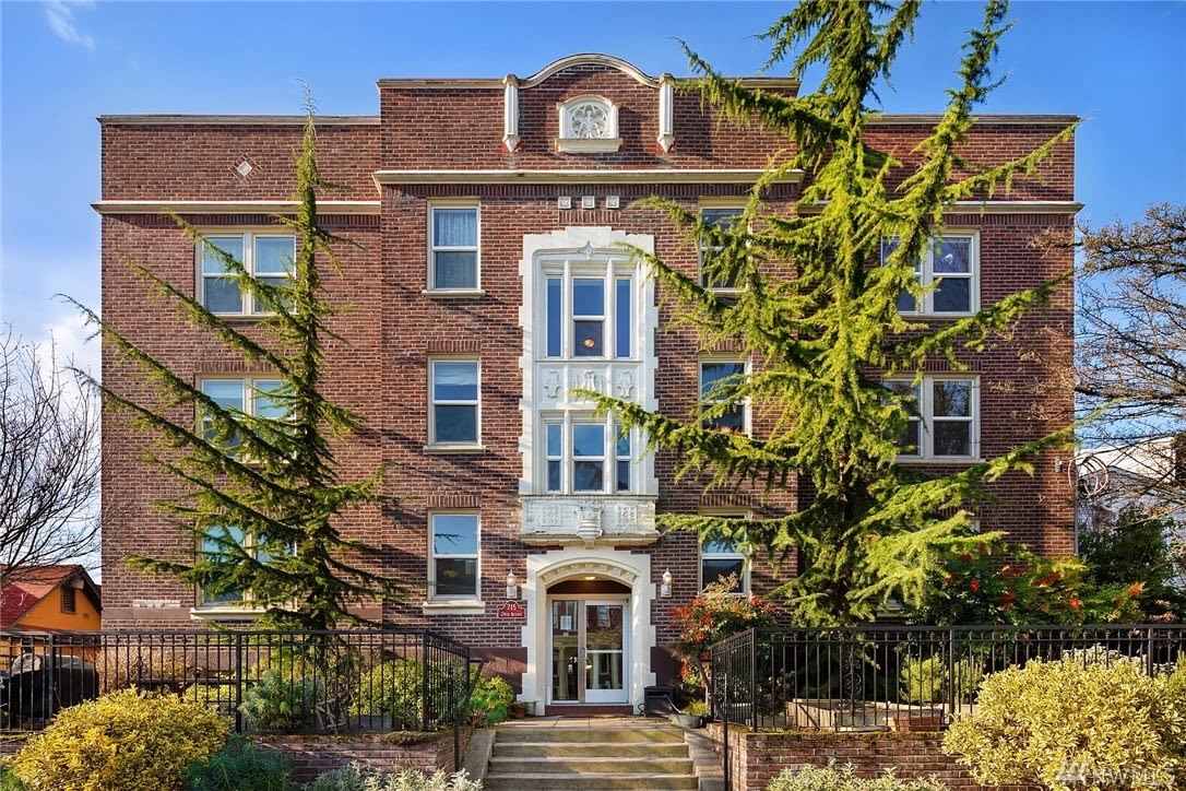 715 24th Ave – photo 1