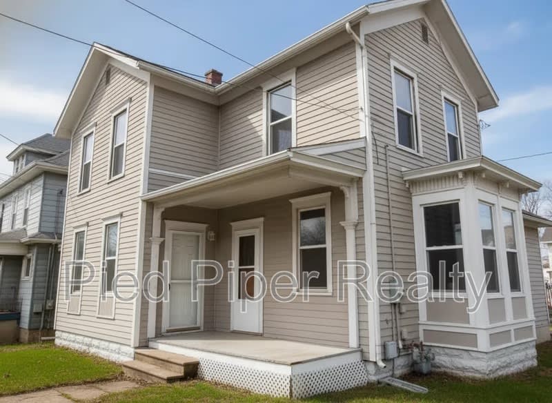 434 1/2 S State Ave – photo 1