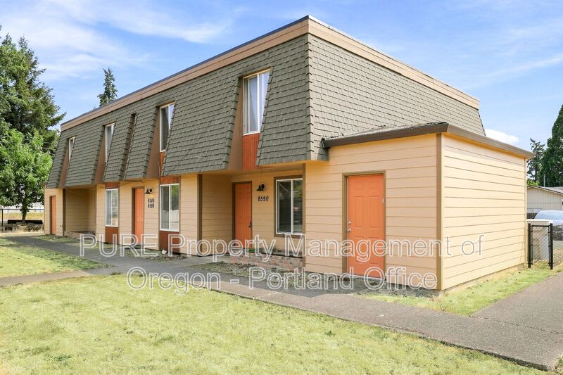 8590 SE 72nd Ave. – photo 1 of 25