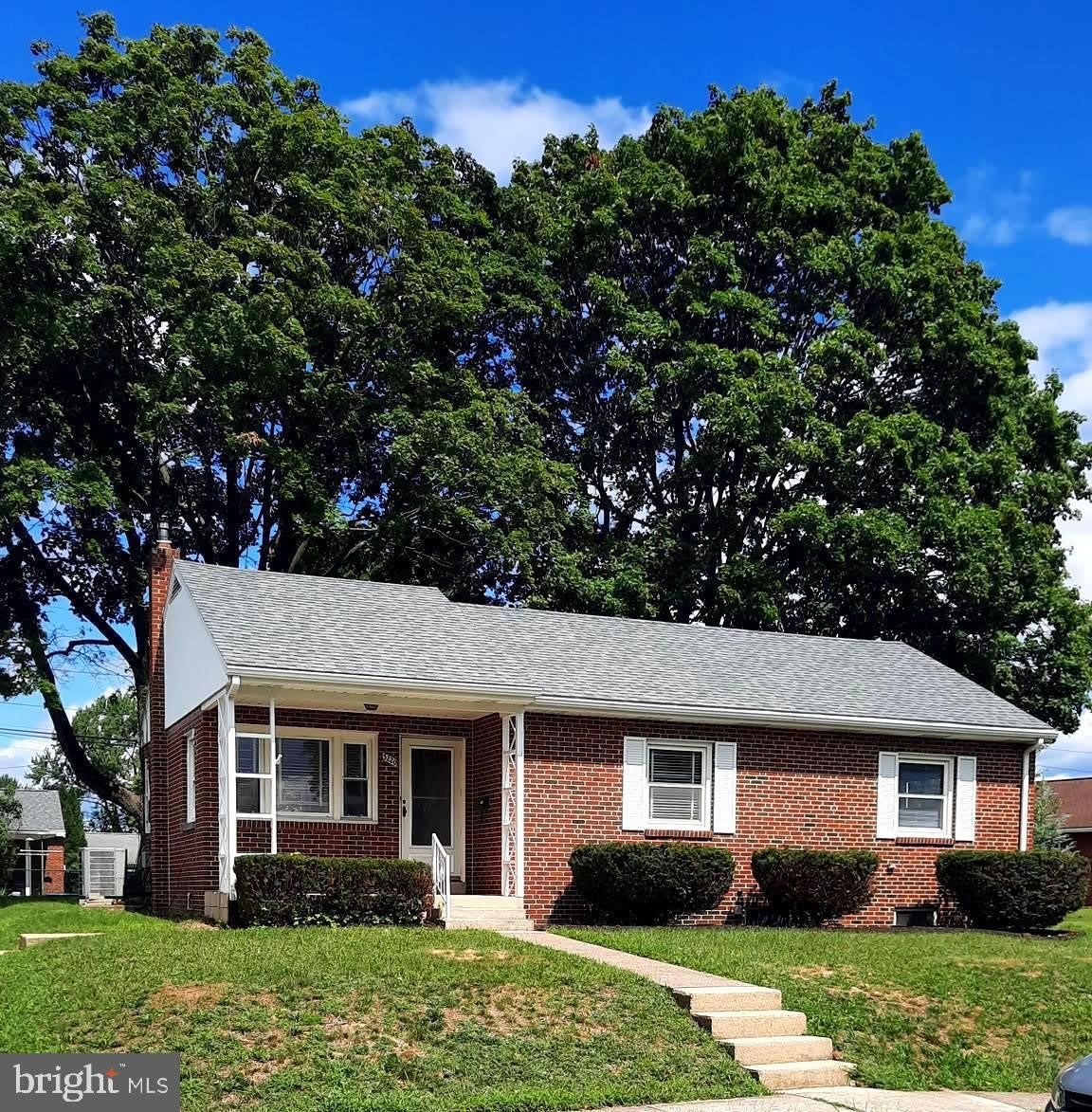 3220 BATESFIELD Road – photo 1 of 18