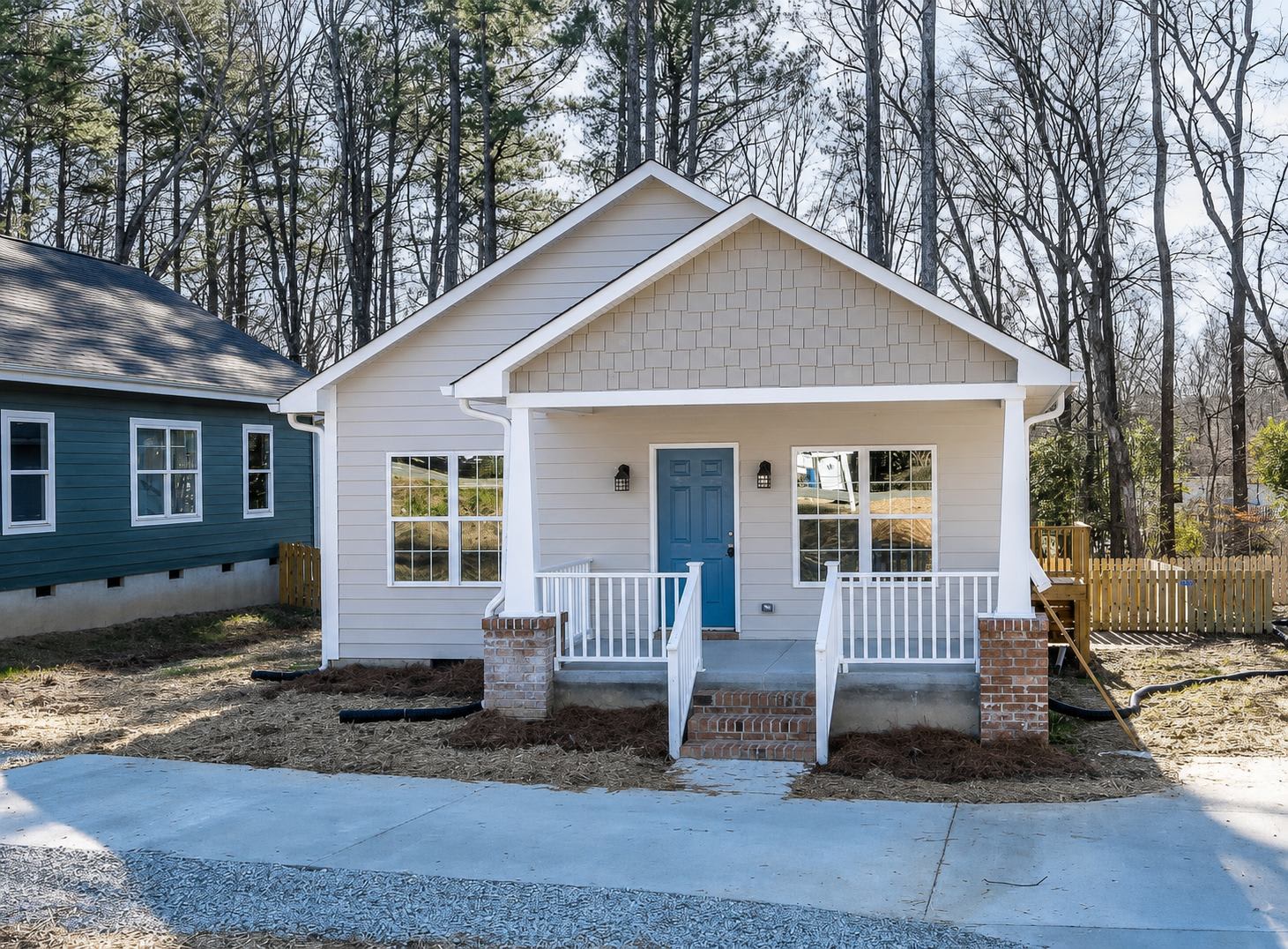 2612 Holloway St – photo 1