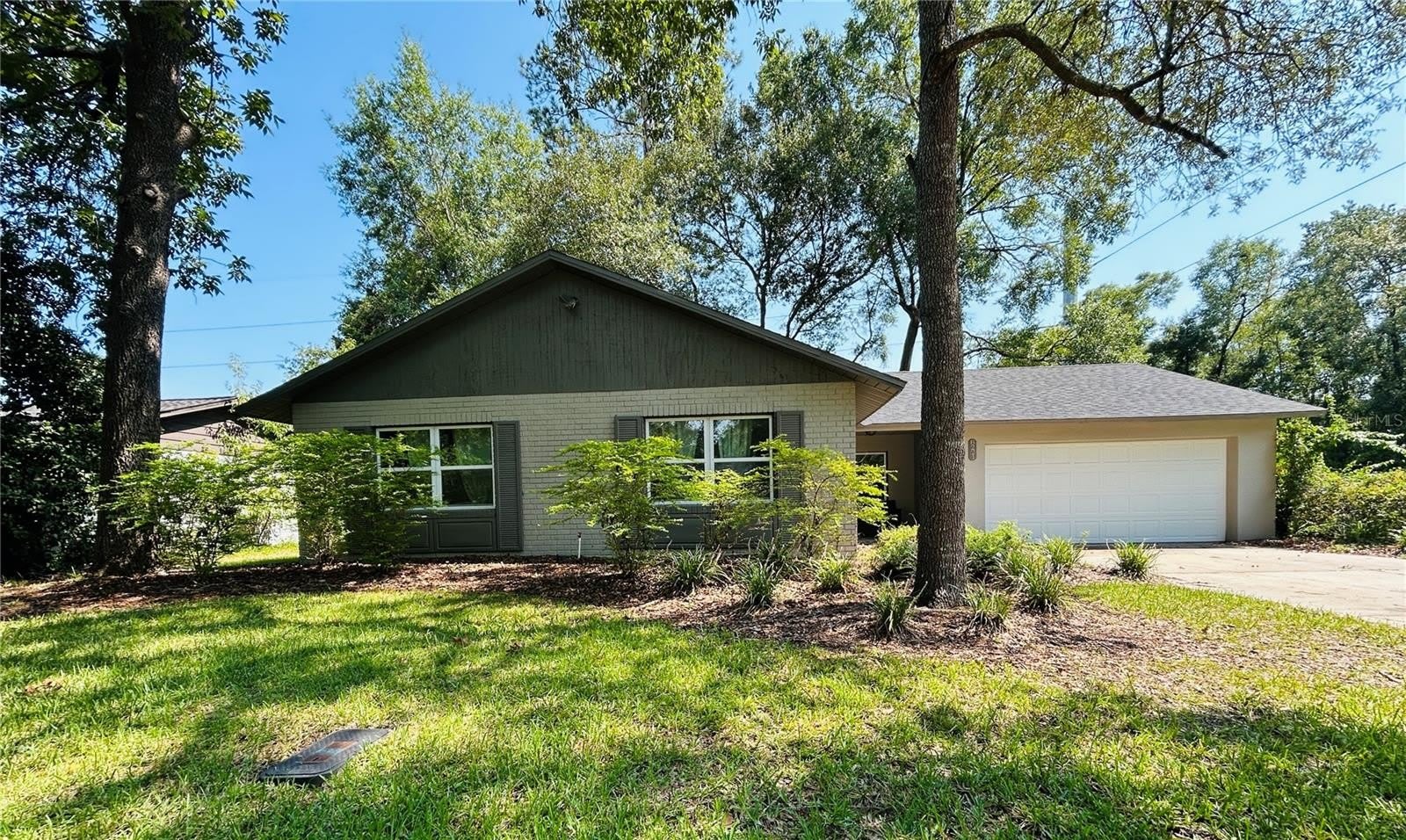 8221 Sw 13Th Road – photo 1 of 220