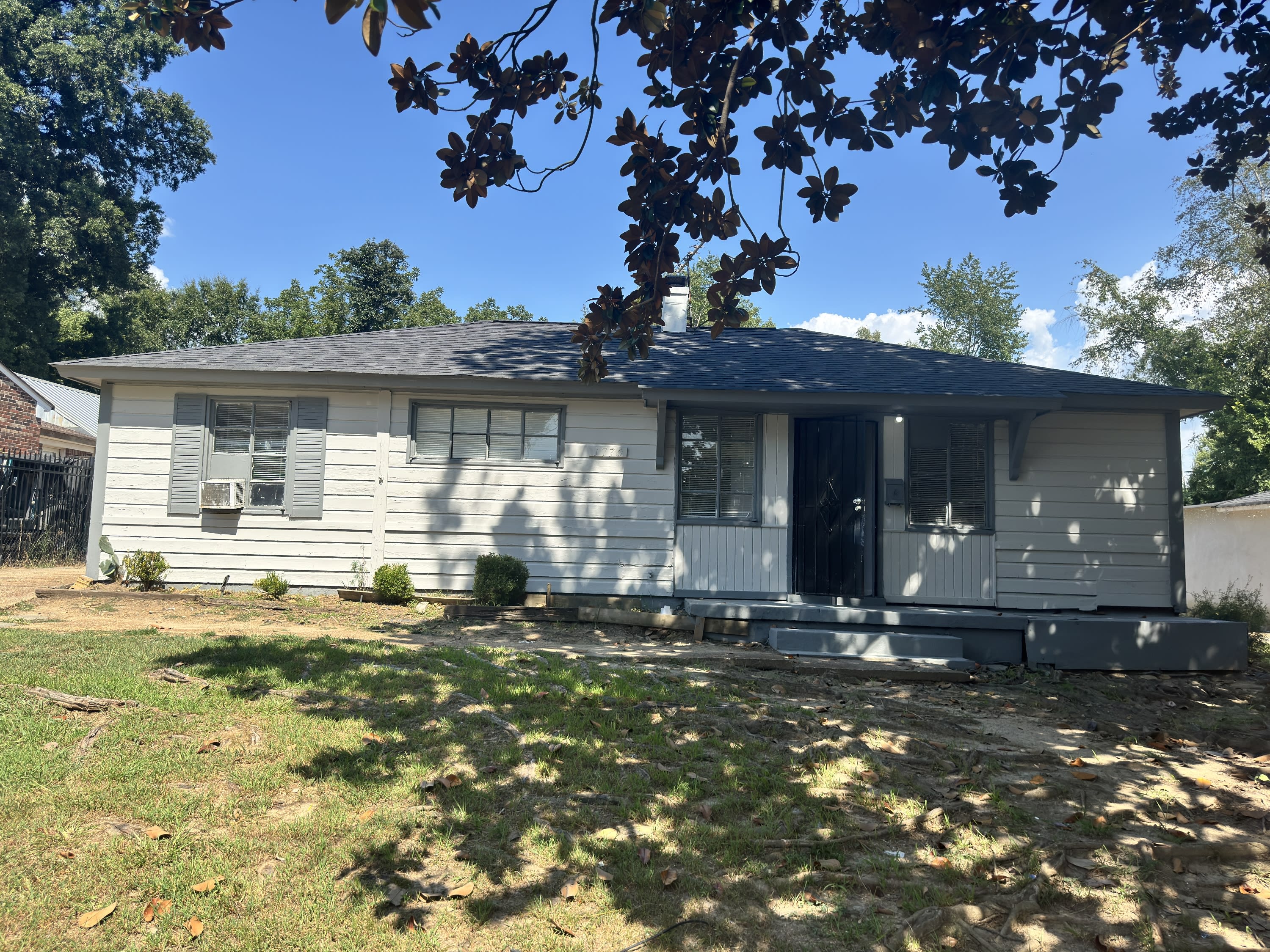 1770 Sugarloaf Street – photo 1