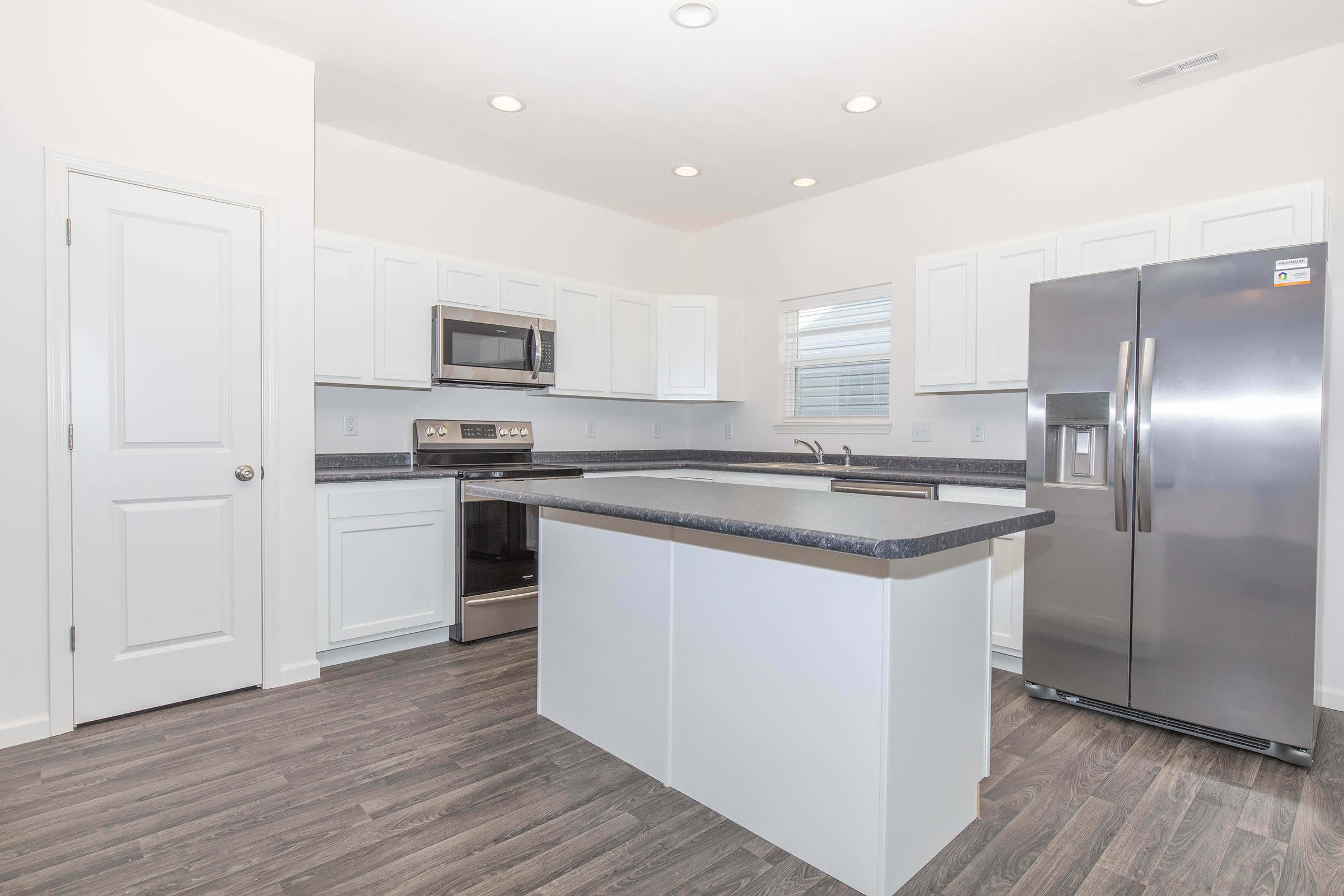 Avalon Bluffs – photo 1